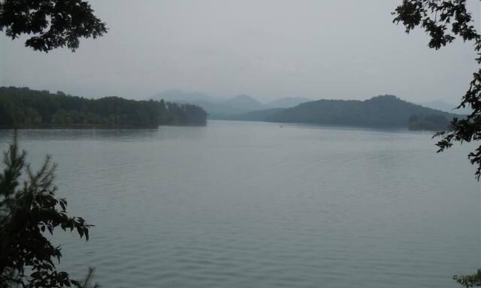 Cedar Cliff House | Lakeside Panorama !