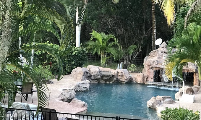 Vero Beach House | Lakeside Paradise - BRAND NEW