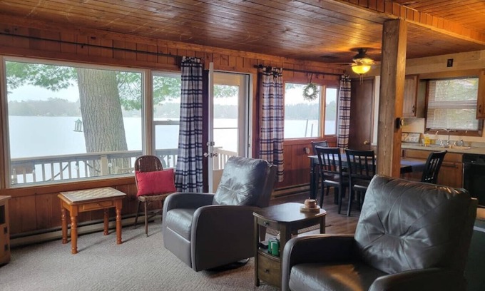 Eagle River Cabin | Lakeside Pines Cabin