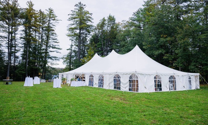 Goffstown House | Lakeside property located on a lake in Goffstown, NH.