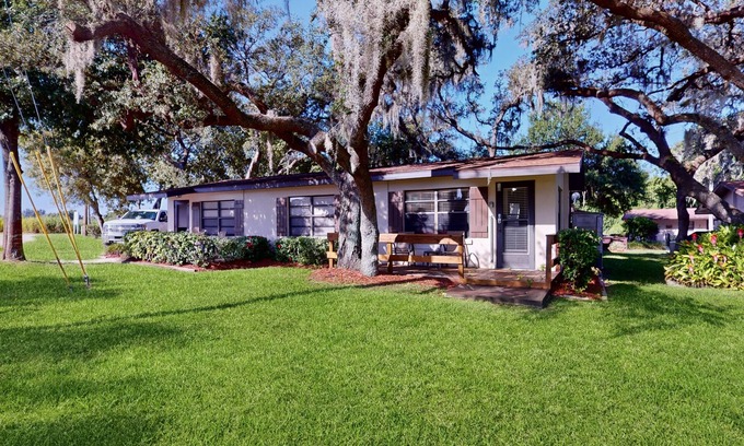 Lake Placid Condo | Lakeside resort condo with private deck & grill + on-site docks/boat launch
