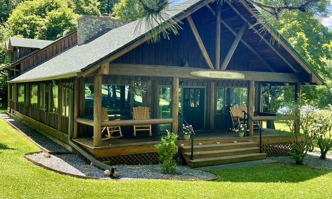 Stambaugh House | Lakeside Retreat perfect for a family vacation.