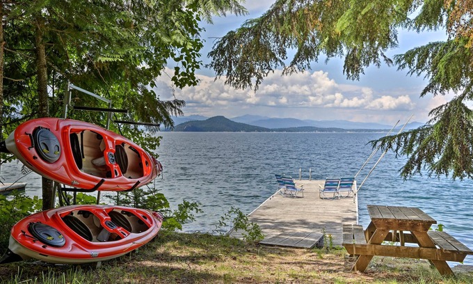Sagle House | Lakeside Sagle Home w/Dock-by Schweitzer Mtn!