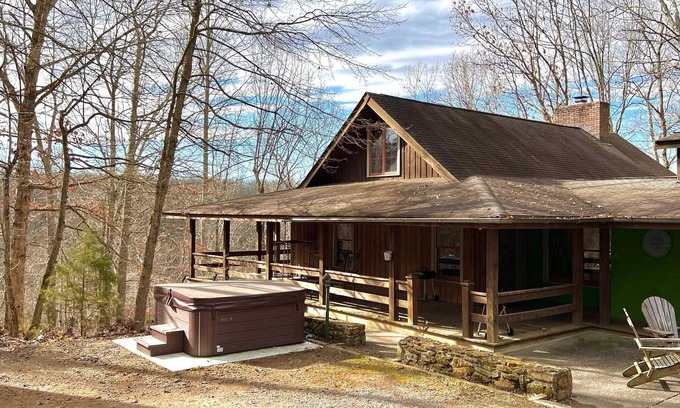 Franklin Cabin | Laketrail Lodge, 2 hot tubs