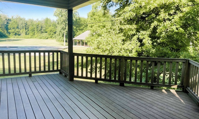 Pershing Cabin | Lakeview Cabin A, Geneva Center Woodland Campsites in Rochester Indiana