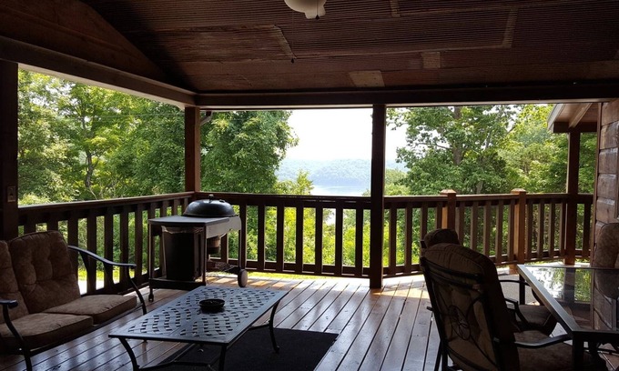 Celina House | Lakeview Cabin on Dale Hollow Lake, Celina, TN
