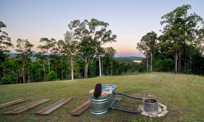 Mooloolah Valley House | Lakeview Cottage in Mooloolah Valley