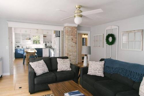 Baileys Harbor House | Lakeview Cottage in Downtown Baileys Harbor