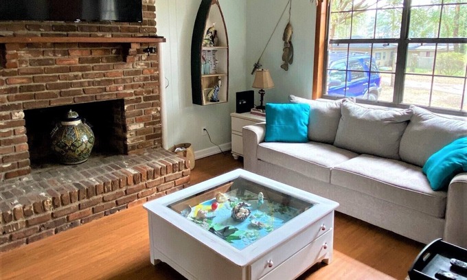 Telogia Cottage | Lakeview Cottage