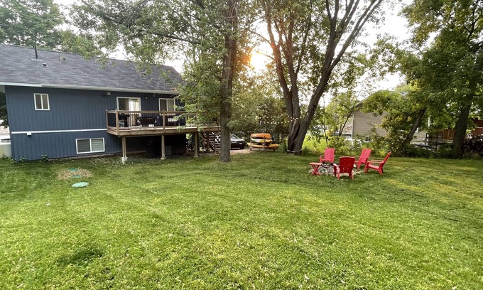 Valentia Cottage | Lakeview Cozy Cottage: Close to Water for Swimming, Fishing & Kayaking