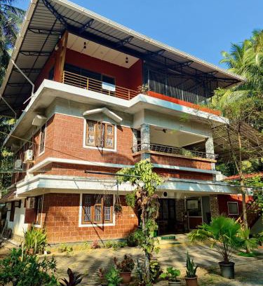 Kasaragod District House | lakeview homestay