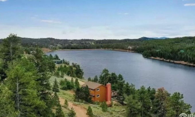 Crystal Lake Cabin | Lakeview Lodge