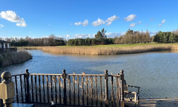 Wisbech Apartment | Lakeview Lodge