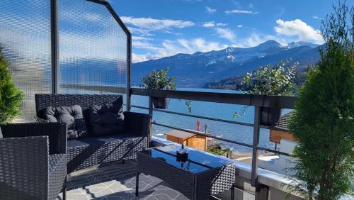 Faulensee Apartment | Lakeview Loft*Lake/Ferry access* Central