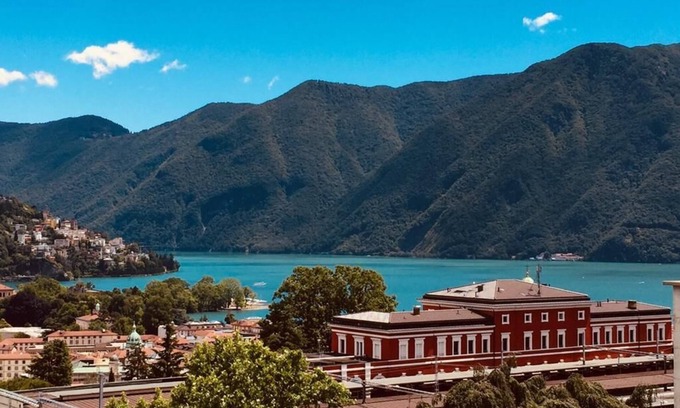 Lugano Apartment | Lakeview Panorama Penthouse with Washer, Dryer & super fast Internet