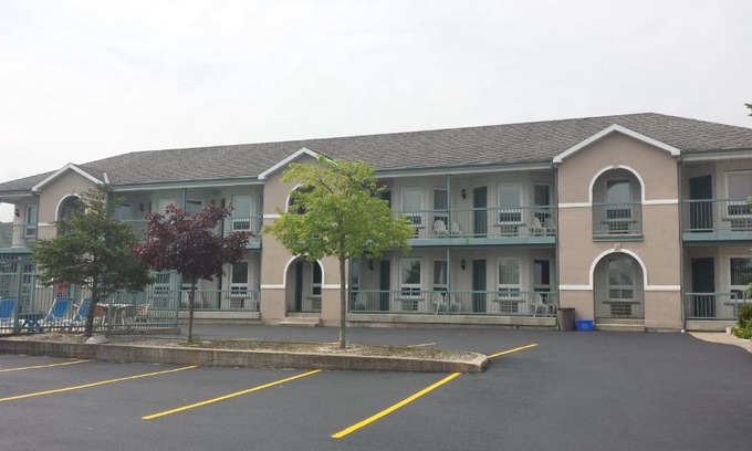 Wasaga Beach Hotel | Lakeview Resort Motel