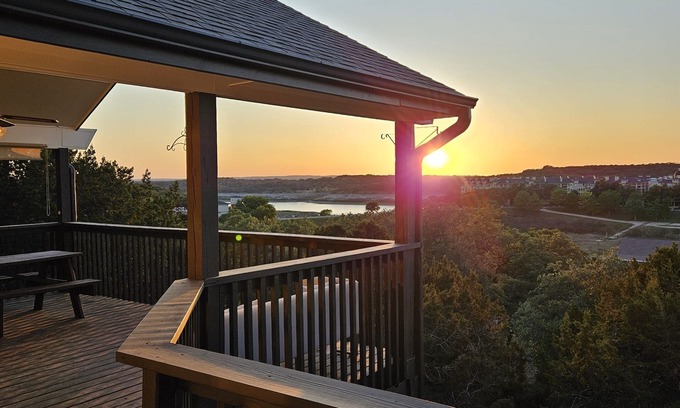 Highland Lake Estates House | Lakeview Retreat Wifi Couple Escape and More