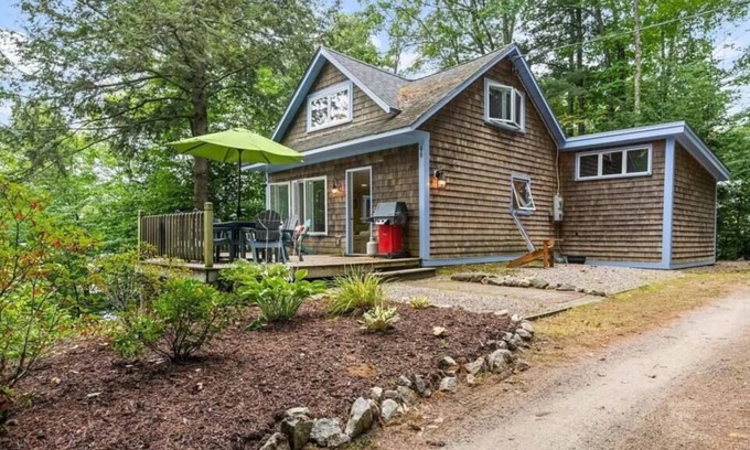 Mount Sunapee House | Lakewood Bungalow Sum