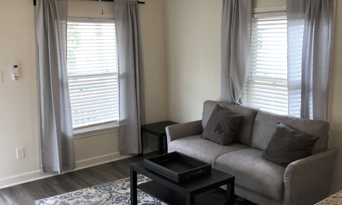 Durham Apartment | Lakewood/Lyon Park Renovated Cottage Near Duke 23A