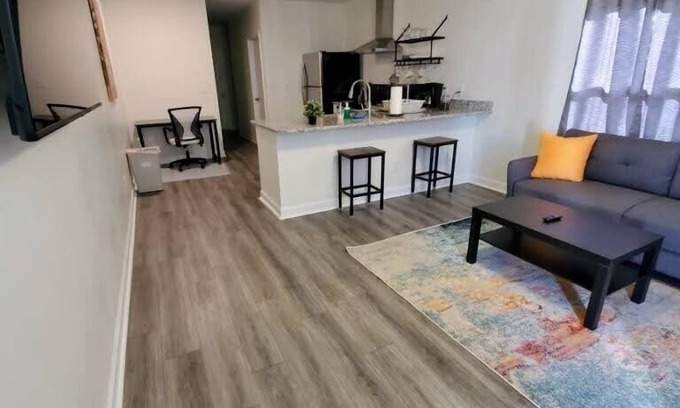 Durham Apartment | Lakewood/Lyon Park Renovated Cottage Near Duke 28B