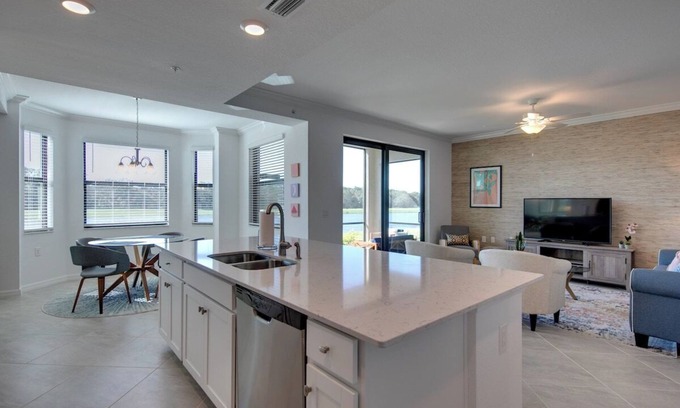 Lakewood Ranch Condo | Lakewood National 2brm Condo with Golf Access
