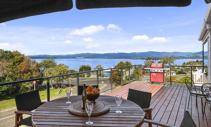 Omori Cottage | Lakewood - Omori Holiday Home