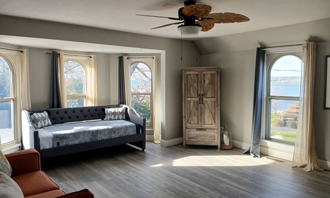 Lakewood House | Lakewood Retreat
