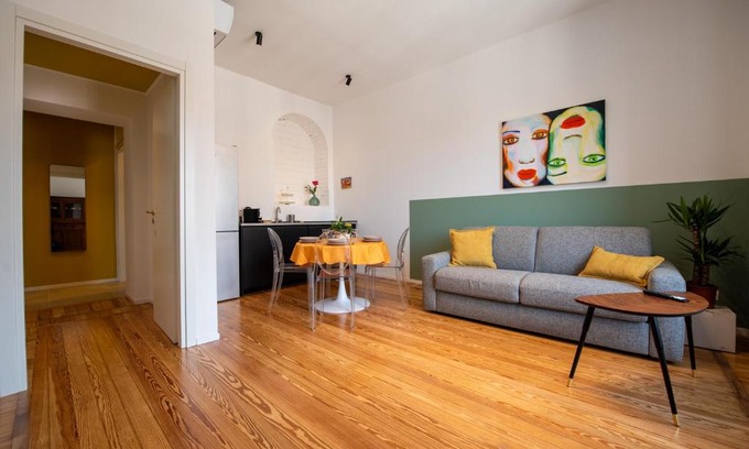 Guastalla Apartment | Lamarmora36 Living Milan