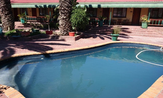 Lambert's Bay Hotel | Lamberts Bay Hotel