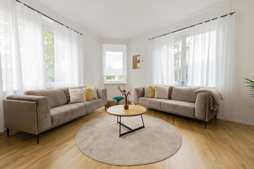 Gablenberg Apartment | LaMiaCasa City-Grande Family-Business Groups