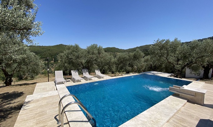 Selcuk House | Lamin House with private pool in nature, Ephesus Holiday Rentals