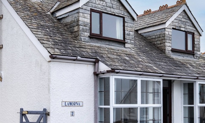 Port Isaac Cottage | LAMORNA, pet friendly, country holiday cottage in Port Isaac