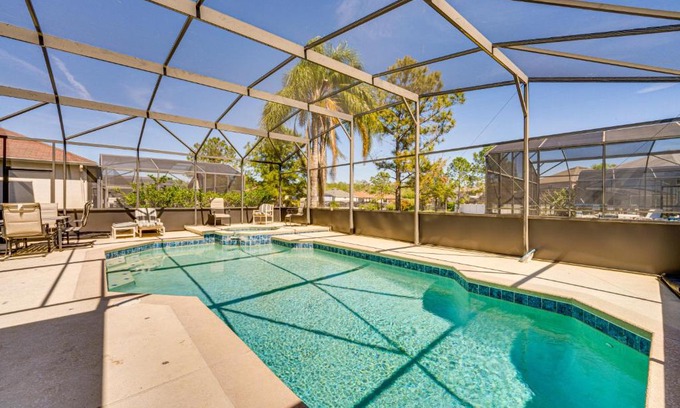 Windwood Bay House | Lanai and Game Room Vacation Home in Davenport!