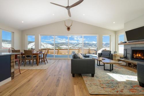 Tabernash House | Lance's Adventure Lodge