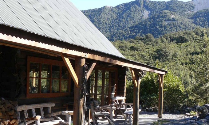 Mt Lyford Cabin | Lancewood lodge, the favourite log chalet for groups and multiple families