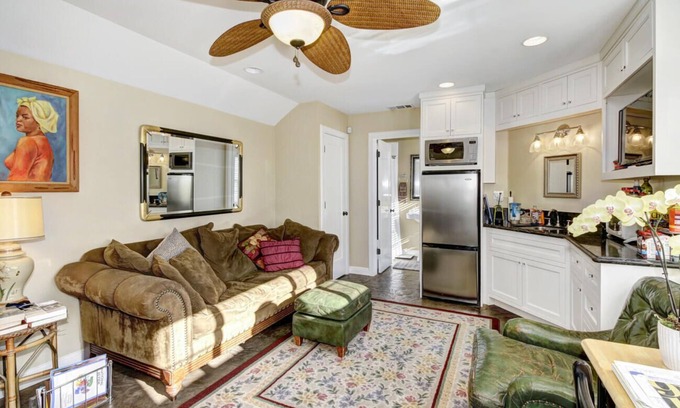 Land Park House | Land Park Studio Charmer. Fully furnished, utilities included.