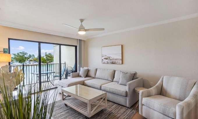 Sunset Beach House | Land's End 4-204 Bay Front - Premier