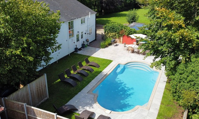 Great Witcombe House | Landers, Cheltenham - sleeps 10 guests in 5 bedrooms