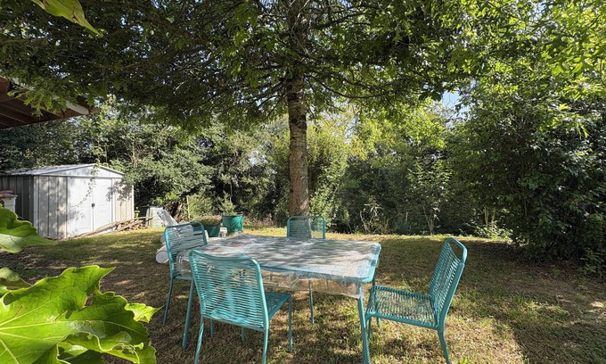Geaune House | Landes-style country house with pleasant enclosed garden!