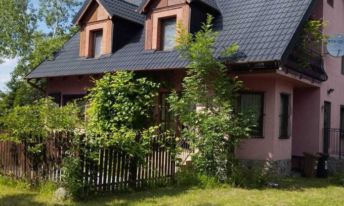 Rydzewo House | Landhaus Charlotte in Masuren: Ihr Idyllischer Rückzugsort mit Großem Grundstück