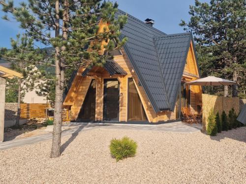 Risovac Resort | LandHaus Tri Vikendice - Idiličan boravak u prirodi Blidinja