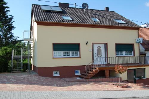 Wadgassen Hotel | Landhaus Warndtwald Dependance