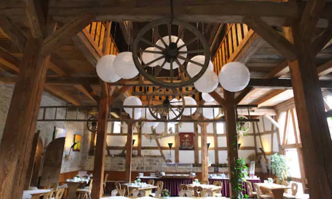 Tauberzell Hotel | Landhaus Zum Falken