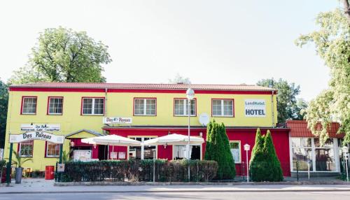 Altlandsberg Hotel | LandHotel