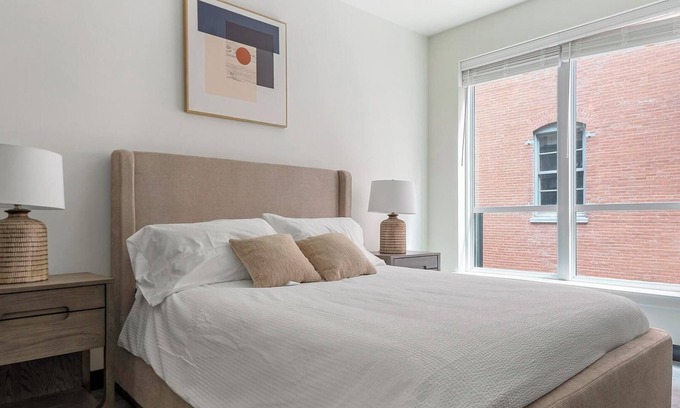 Downtown St. Louis Apartment | Landing | Amazing 1BD, Courtyard, Gym