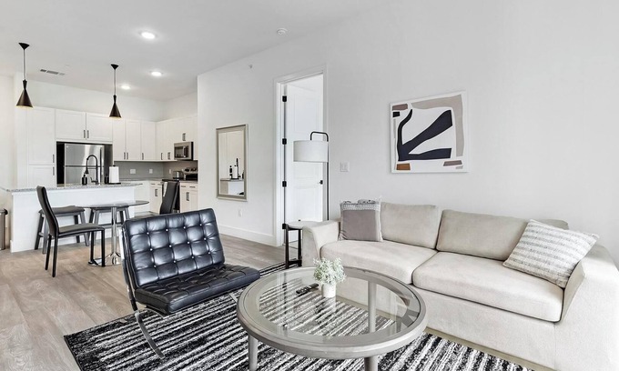 Denton Apartment | Landing | Amazing 2BD in Denton