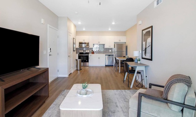 Townsite Apartment | Landing | Amazing 2BD, Rooftop Lounge, Pool