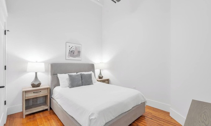Greenville Apartment | Landing | Amazing 2BD, Yoga Studio, Gym