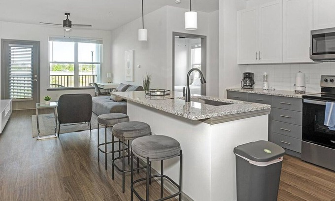 Southside Apartment | Landing at Bartram Park - 2 Bedrooms in Southside