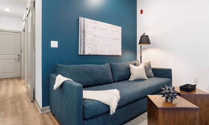 University City Apartment | Landing at Commons on Ludlow - 1 Bedroom in Uni.